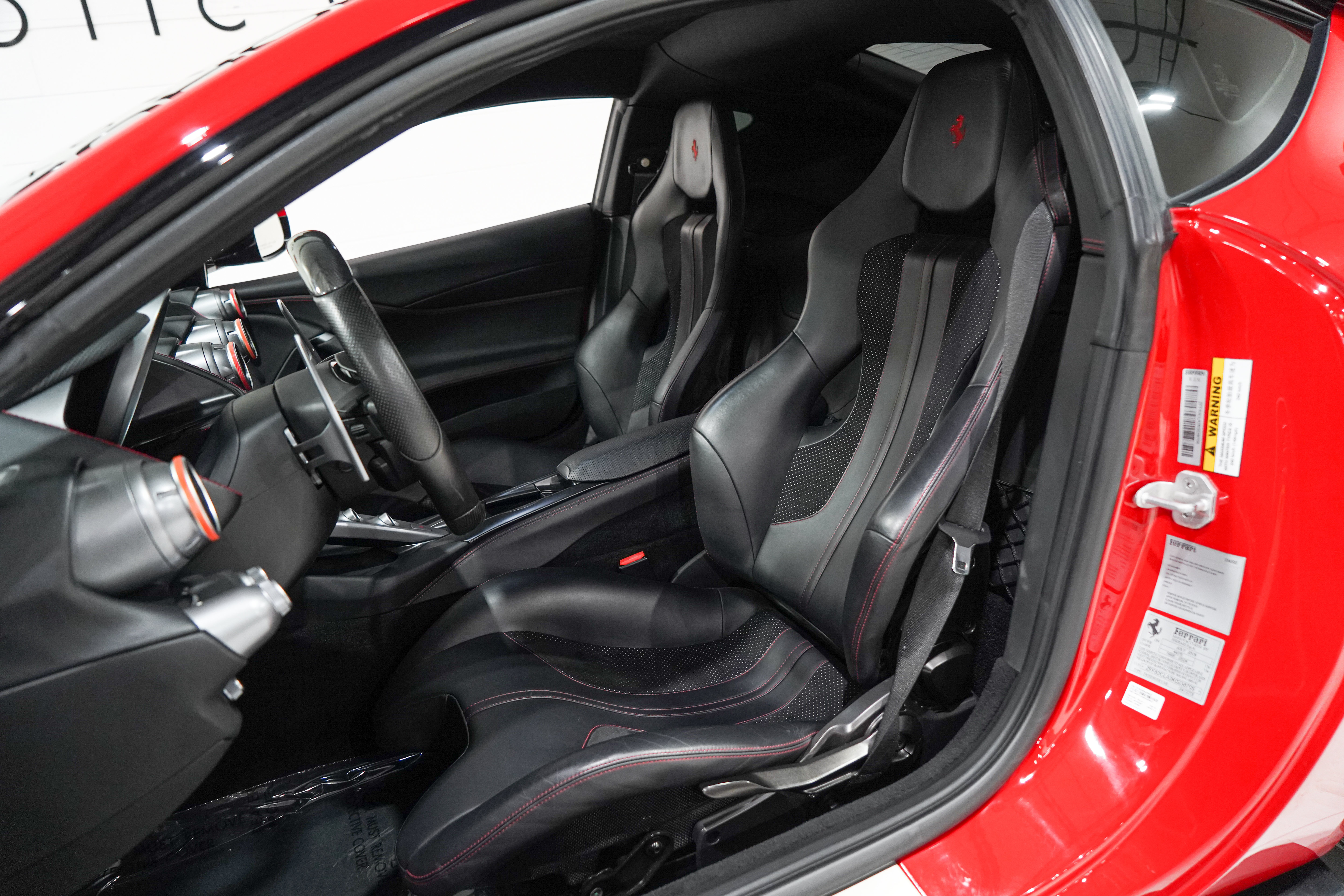 Used 2019 Ferrari 812 Superfast RWD image 9