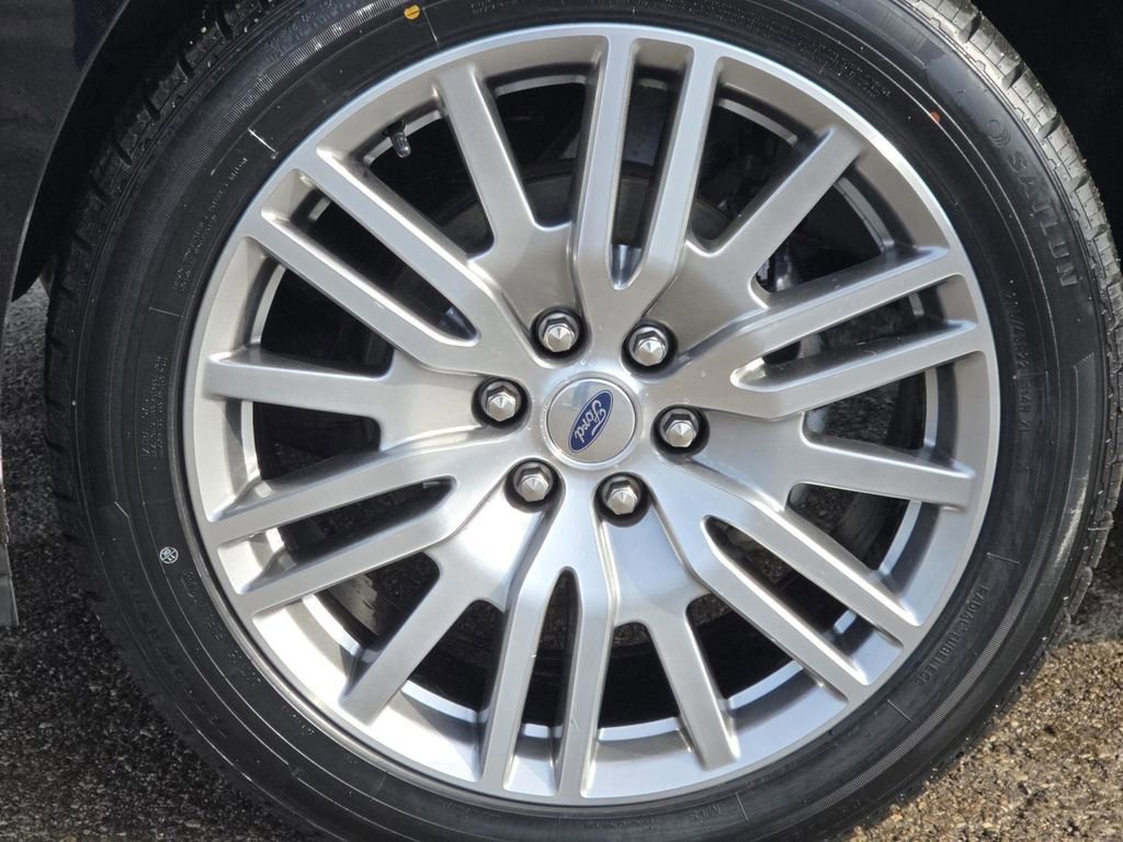 Used 2024 Ford Expedition Max Limited AWD/4WD image 12