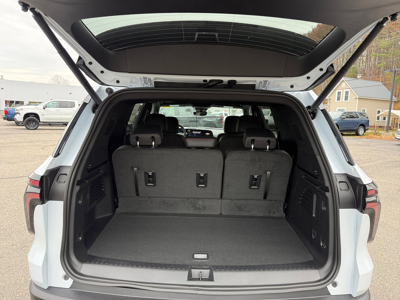 New 2026 Chevrolet Traverse Z71 w/ Enhanced Driving Package image 25