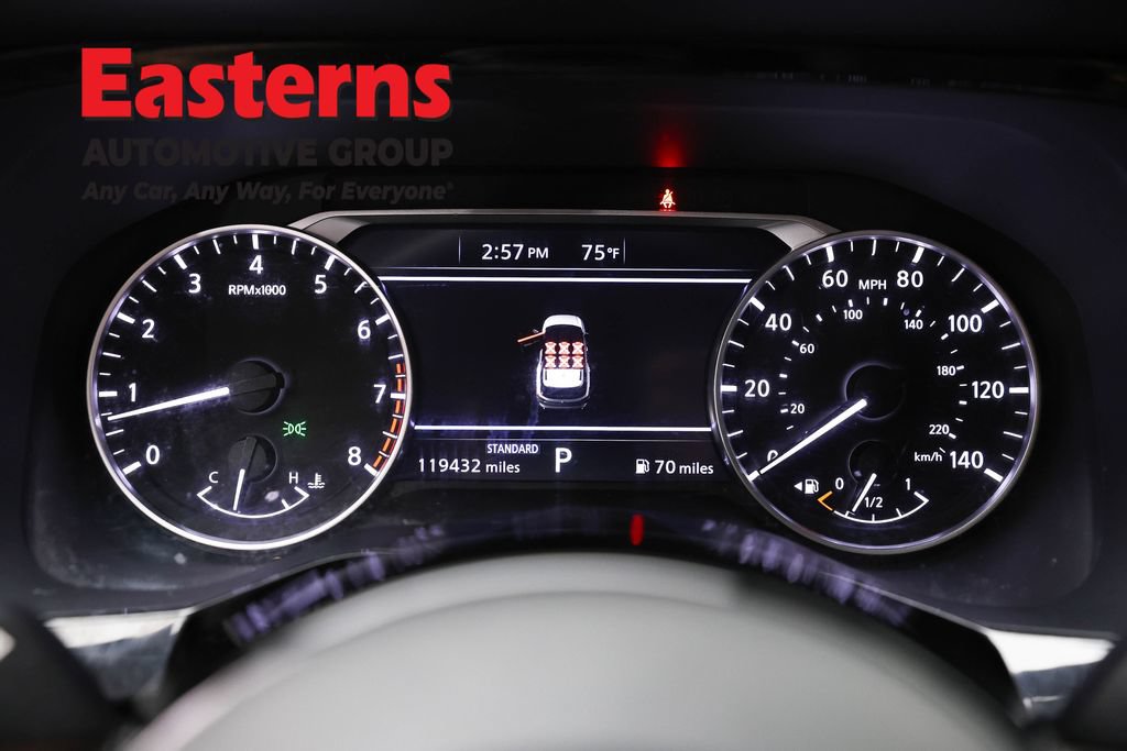 Used 2022 Nissan Pathfinder SV FWD image 18