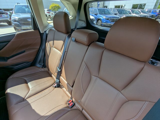 Used 2021 Subaru Forester Touring w/ Popular Package #2 image 11
