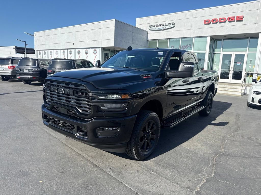 Used 2025 RAM 2500 Big Horn AWD/4WD image 3