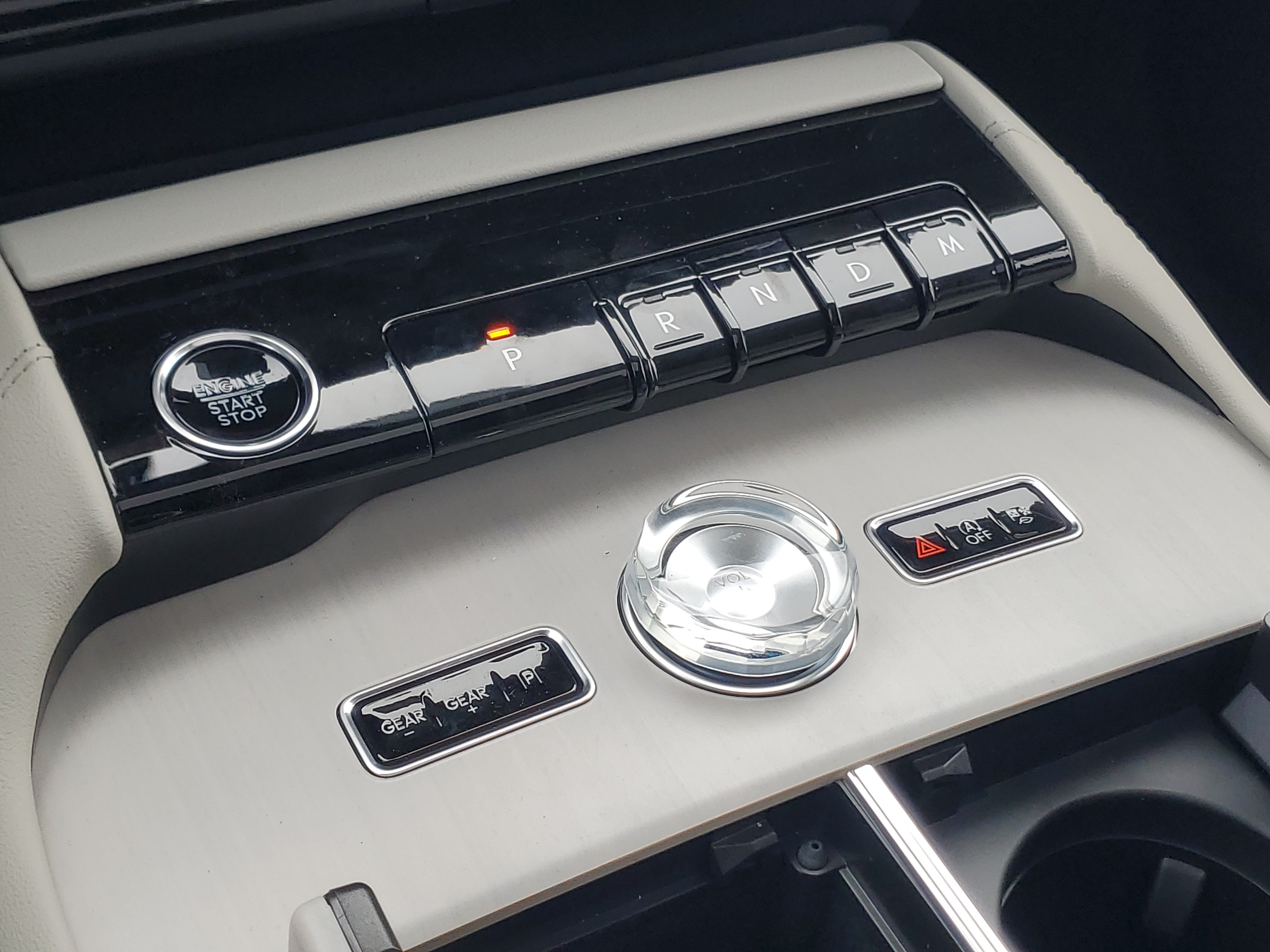 New 2026 Lincoln Navigator Reserve AWD/4WD image 25