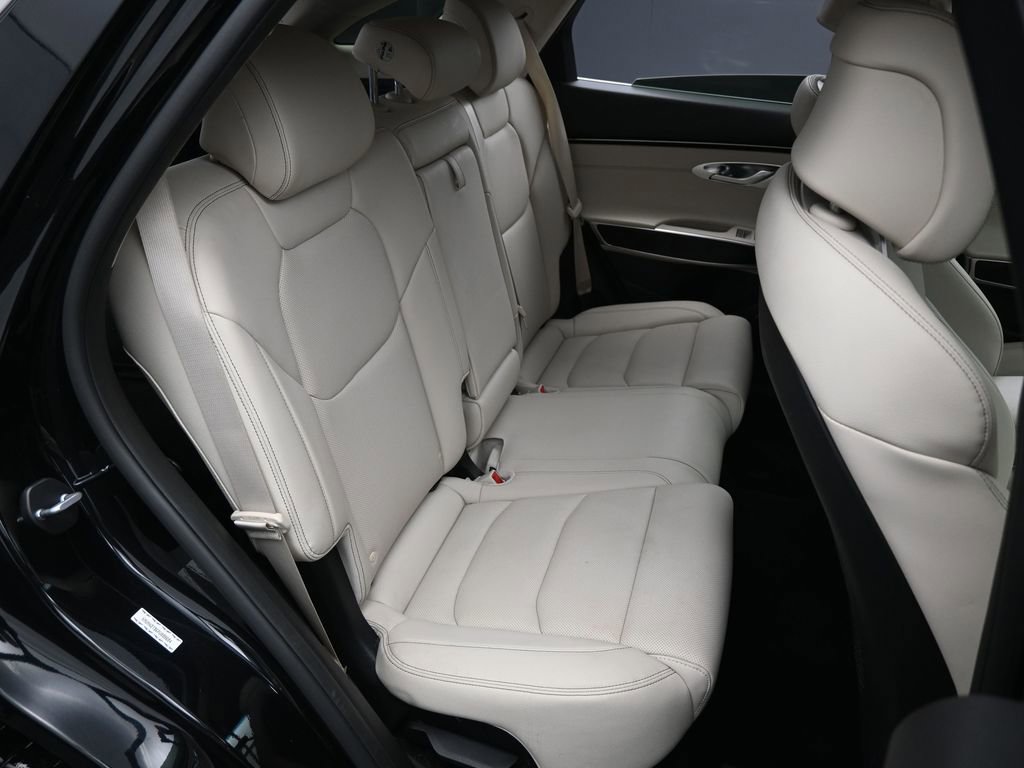 Used 2023 Genesis GV70 2.5T image 30