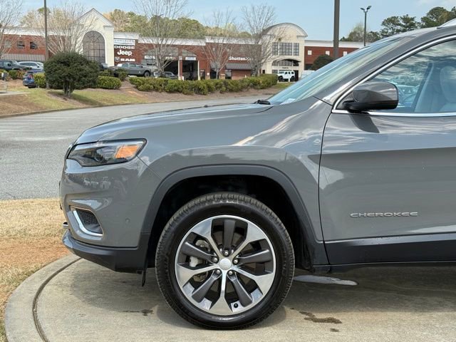 Used 2021 Jeep Cherokee Limited w/ Elite Package image 12