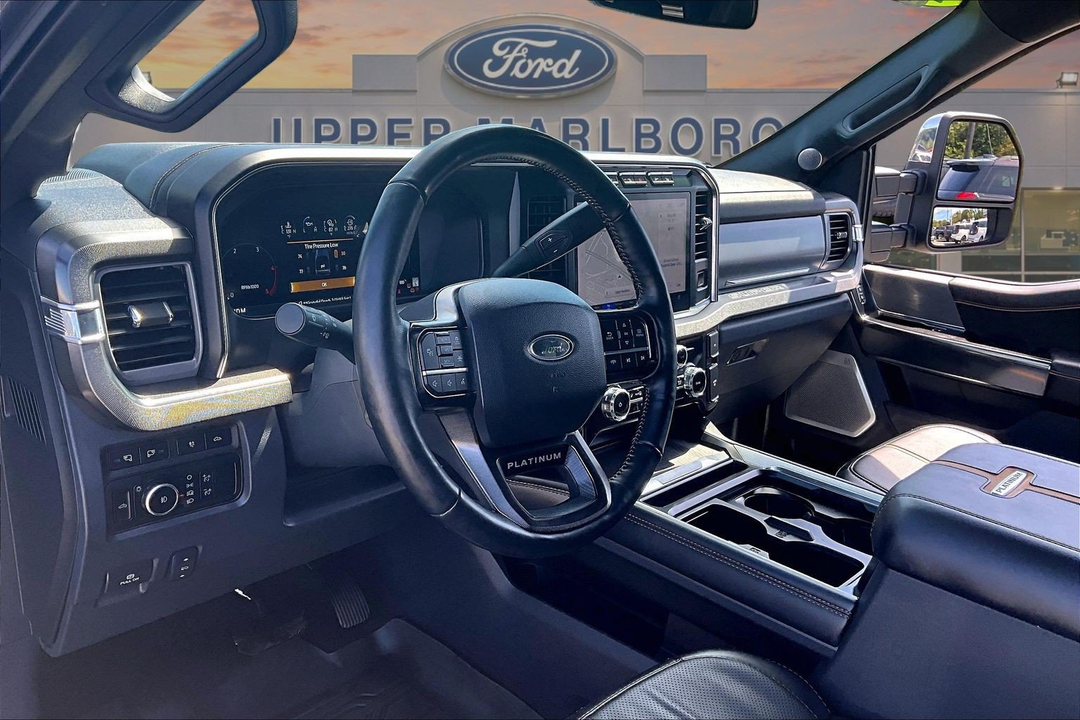 Used 2024 Ford F350 Platinum w/ Tremor Off-Road Package AWD/4WD image 12