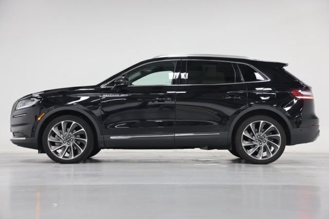 Used 2023 Lincoln Nautilus Reserve w/ Equipment Group 201A AWD/4WD image 9