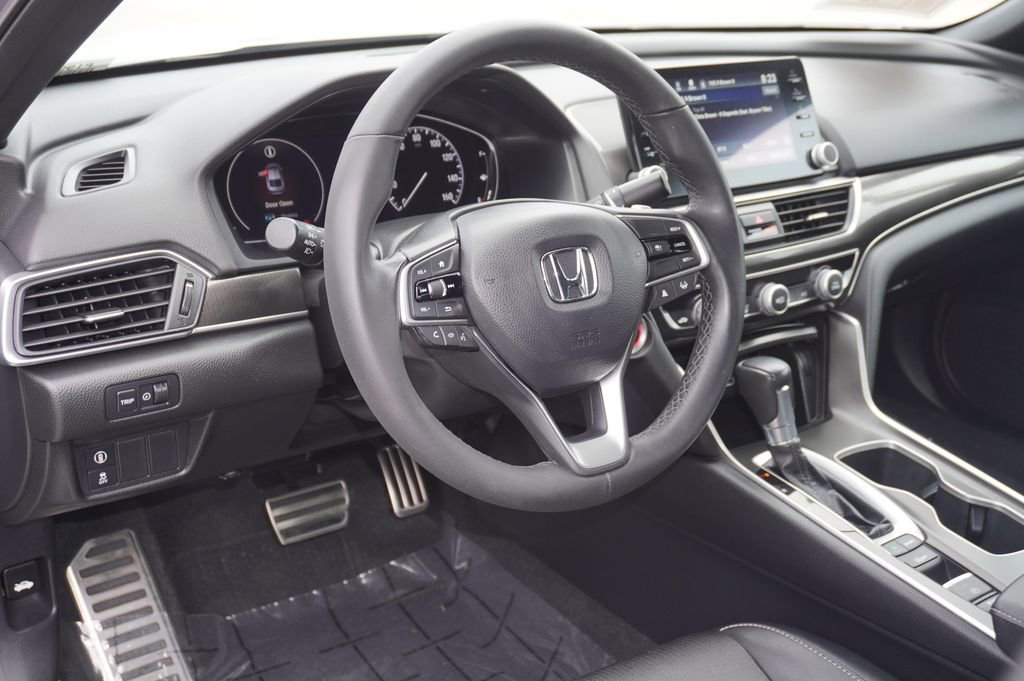 Used 2022 Honda Accord Sport image 11