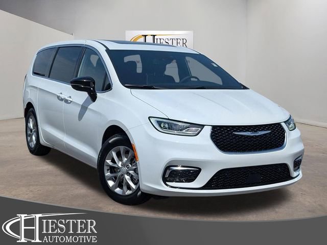 New 2026 Chrysler Pacifica Limited FWD video 1
