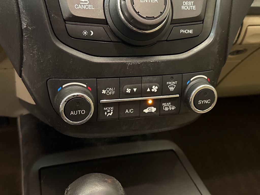 Used 2015 Acura RDX w/ Technology Package AWD/4WD image 29