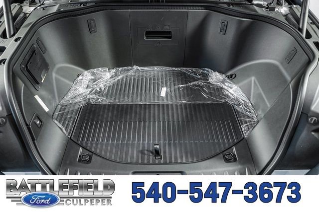 New 2025 Ford F150 Lightning Flash AWD/4WD image 19