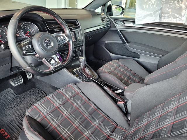 Used 2015 Volkswagen GTI S FWD image 16