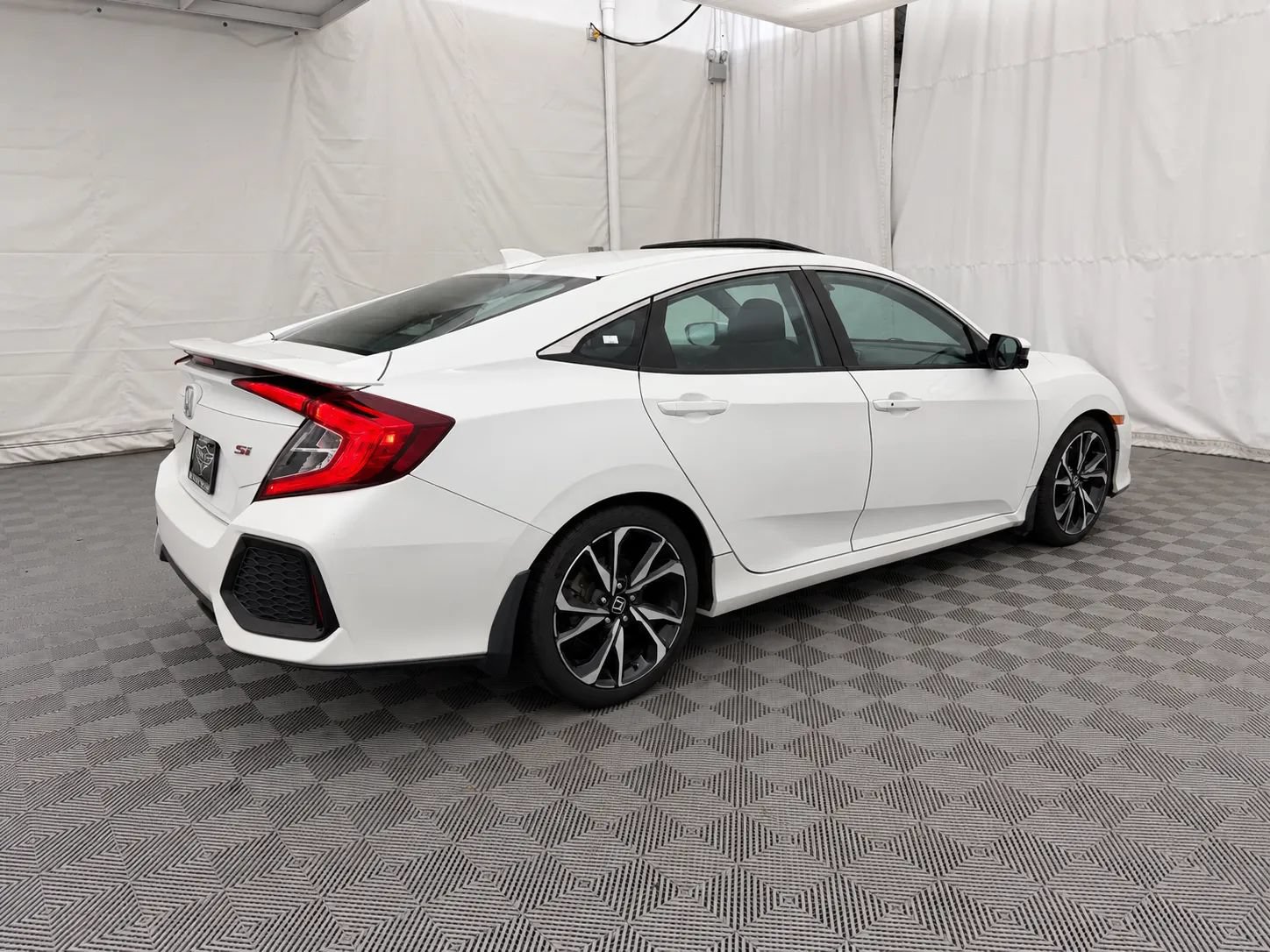 Used 2018 Honda Civic Si image 5