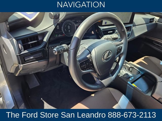 Used 2025 Lexus ES 300h w/ Premium Package FWD image 11