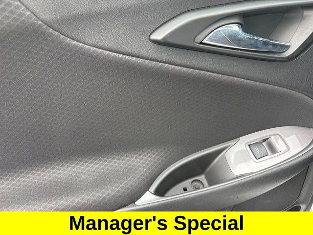 Used 2024 Chevrolet Malibu LT FWD image 32