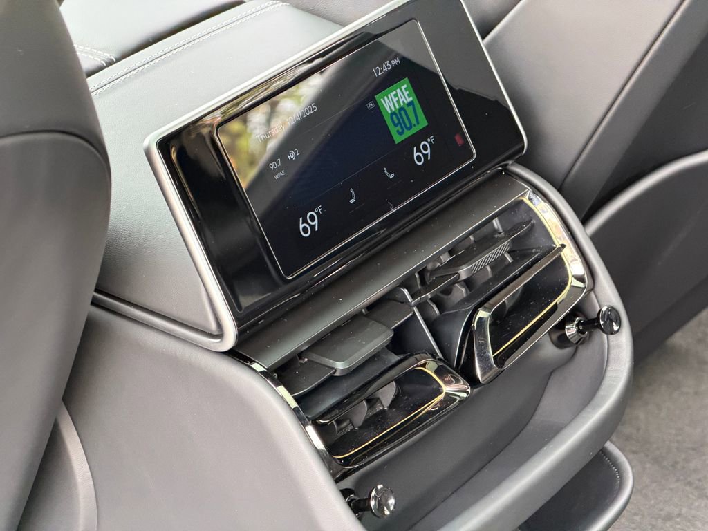 New 2026 Bentley Flying Spur Plug-In Hybrid image 39