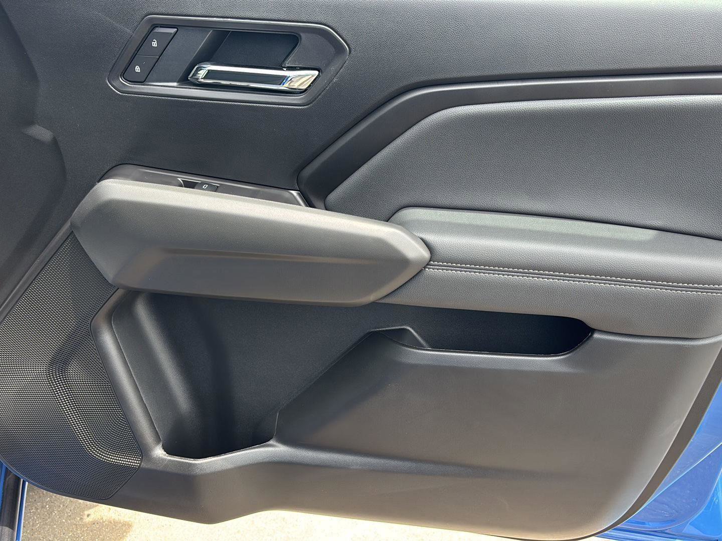 New 2025 GMC Canyon Elevation w/ Convenience Package image 23