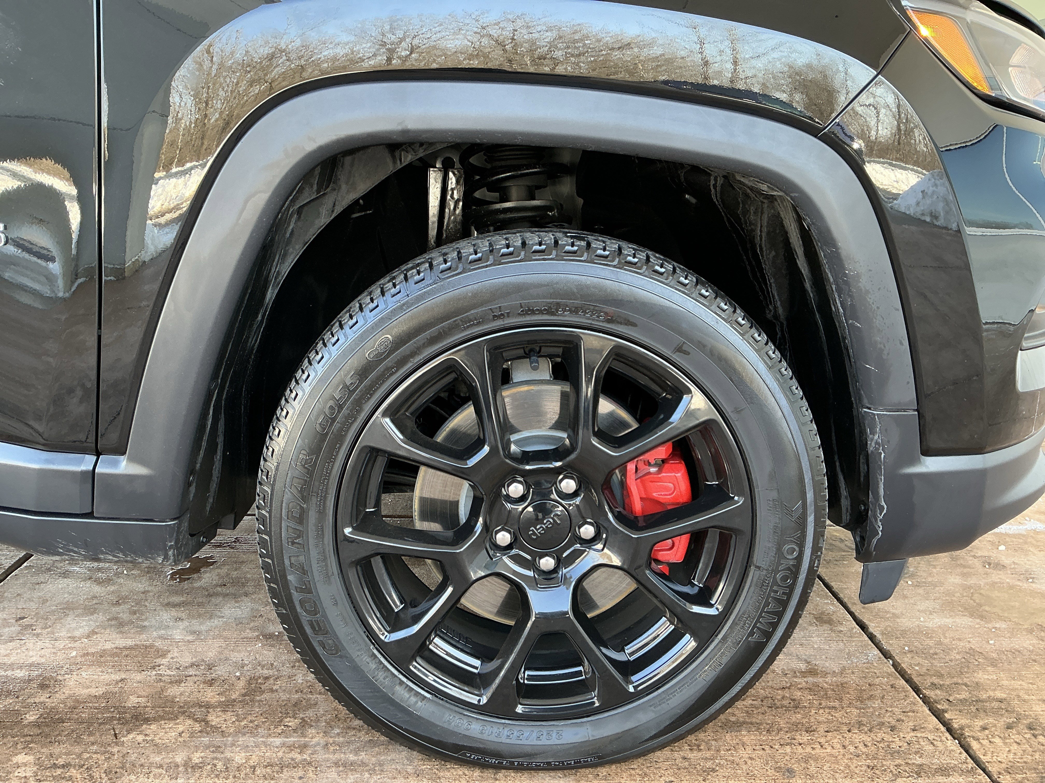 Used 2024 Jeep Compass Latitude image 28