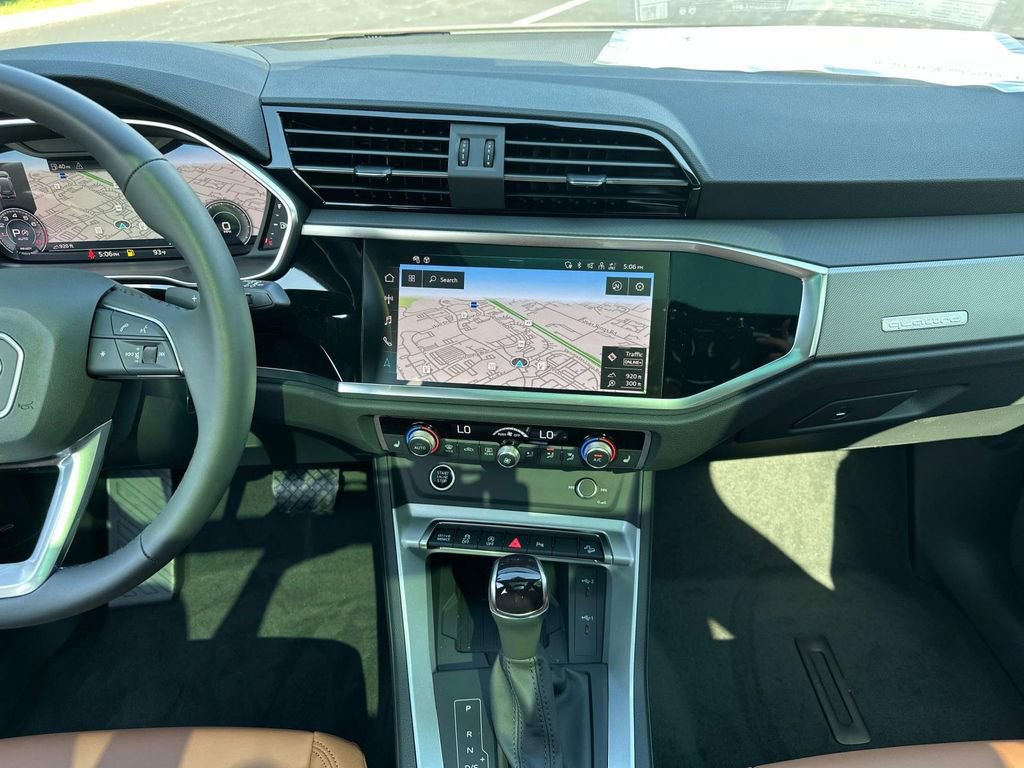 New 2025 Audi Q3 2.0T Premium Plus w/ Premium Plus Package image 31