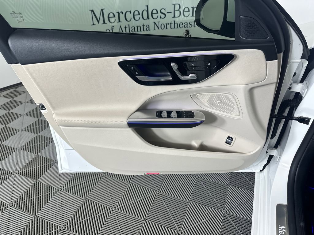 Certified 2023 Mercedes-Benz C 300 Sedan image 10