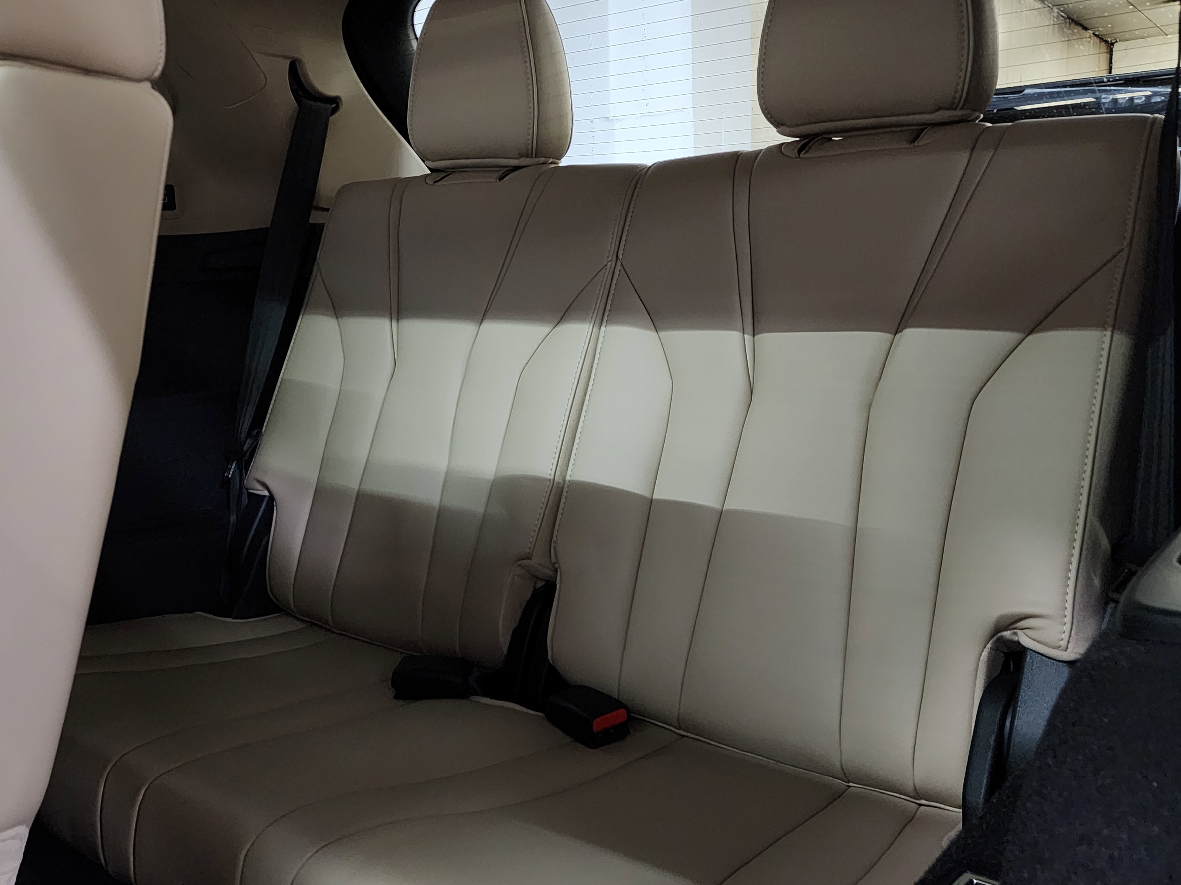 Used 2024 Acura MDX SH-AWD w/ Advance Package image 17