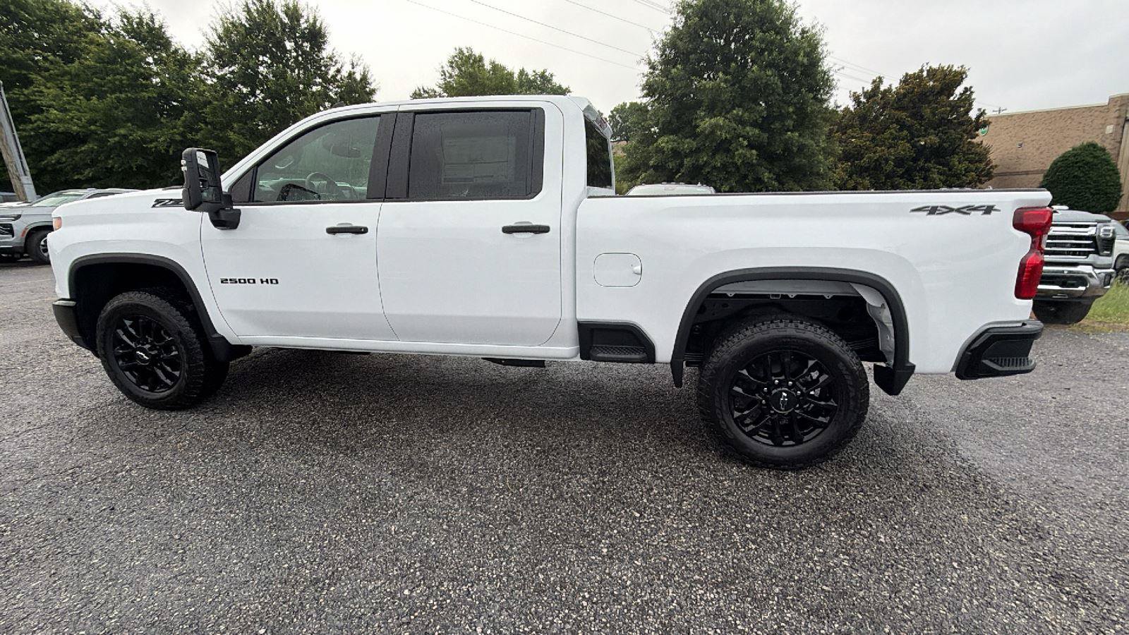 New 2026 Chevrolet Silverado 2500 Custom w/ Custom Value Package AWD/4WD image 10