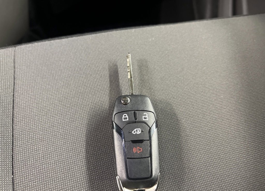 Used 2025 Ford Transit 350 XLT image 32