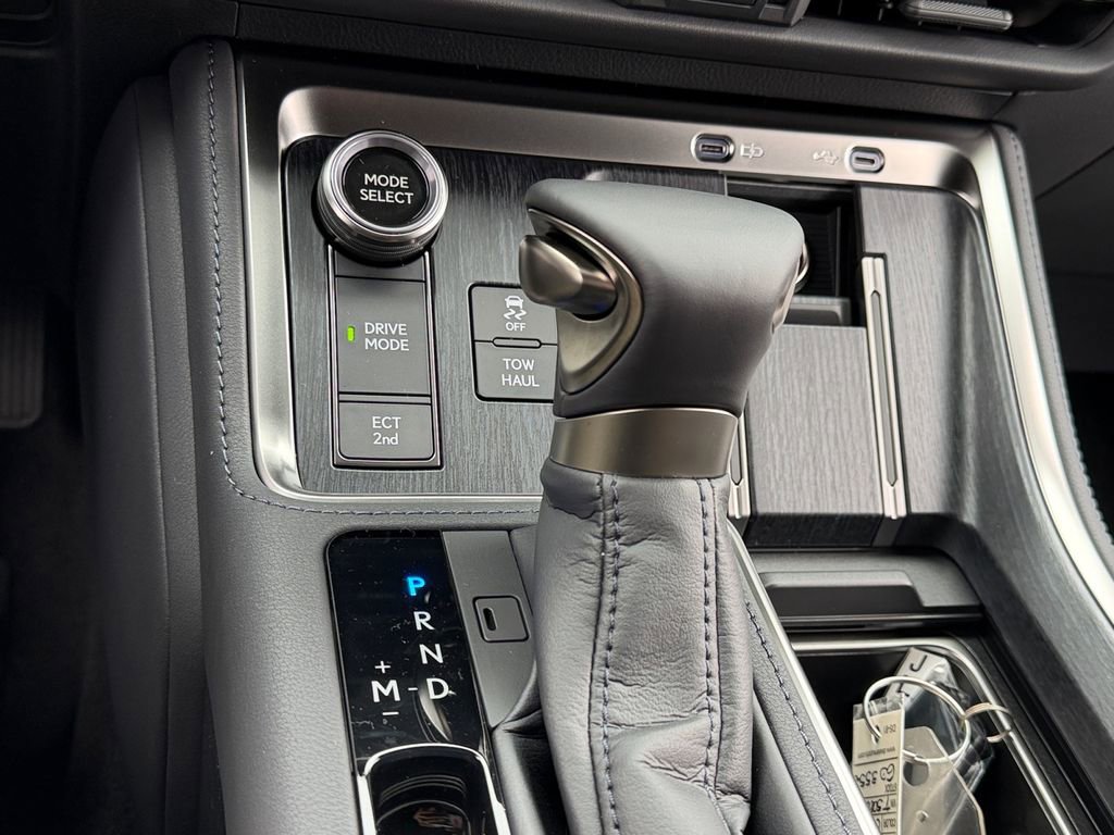 New 2026 Lexus GX 550 image 24