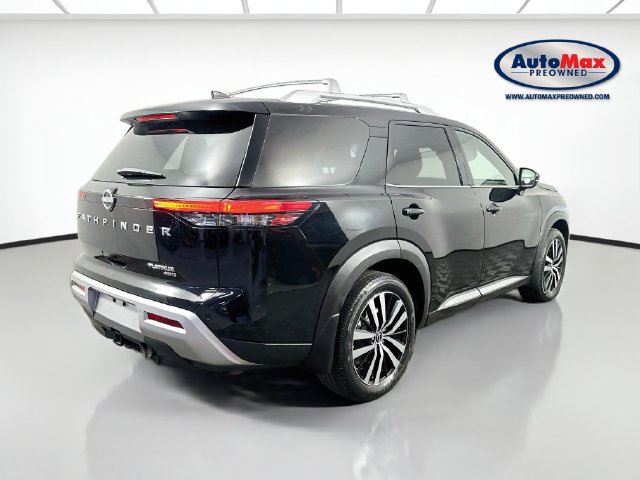 Used 2024 Nissan Pathfinder Platinum w/ Cargo Package AWD/4WD image 2