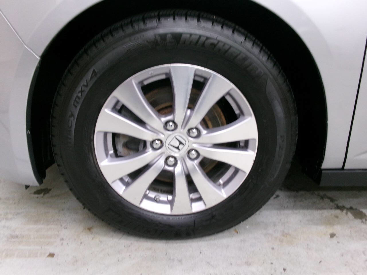 Used 2016 Honda Odyssey EX-L image 2