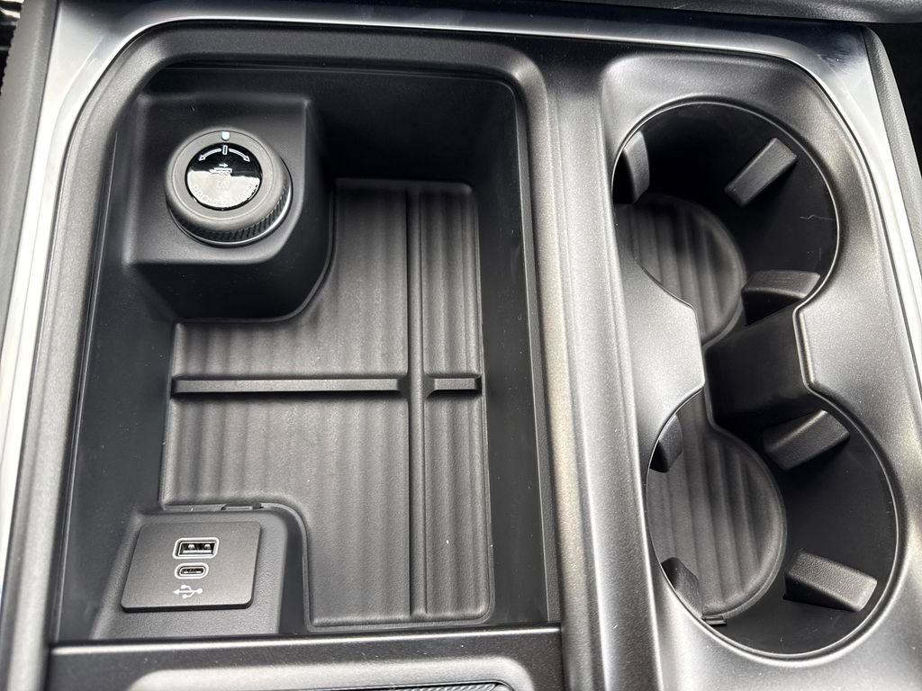 New 2026 Ford Expedition Active RWD image 32