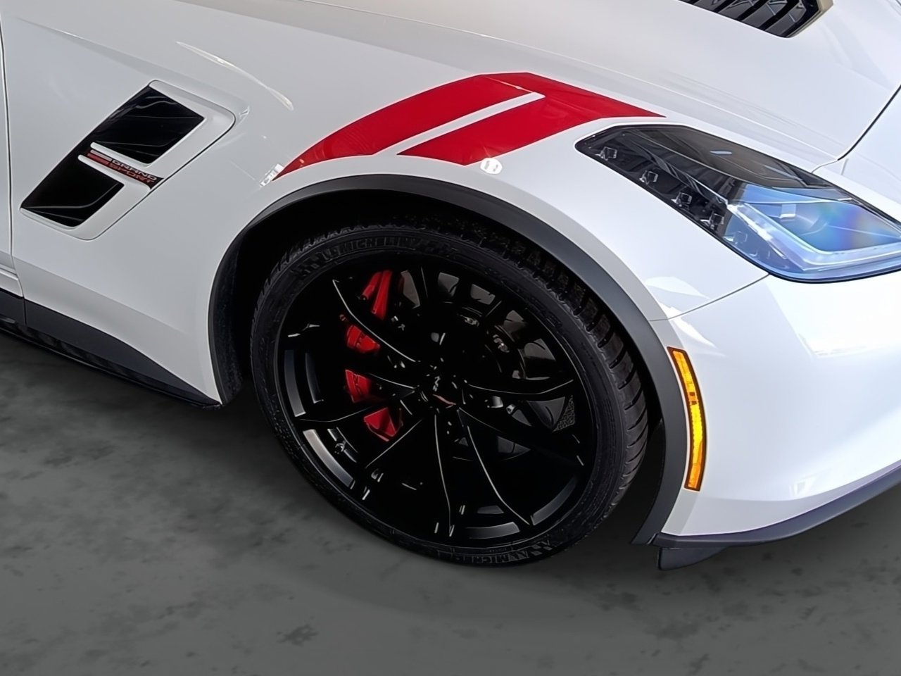 Used 2019 Chevrolet Corvette Grand Sport image 16