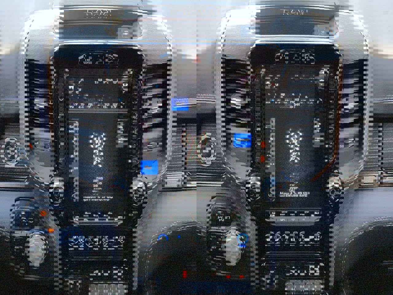 Used 2019 RAM 1500 Limited image 18