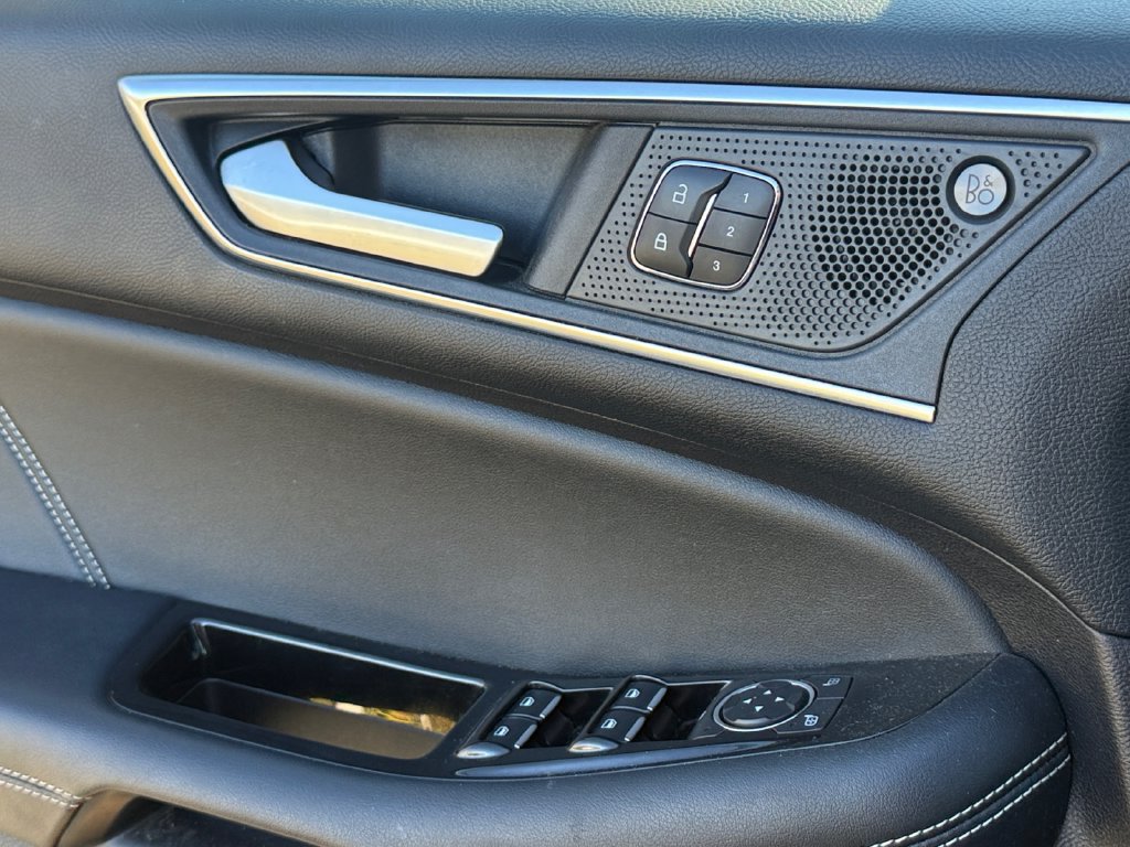 Used 2019 Ford Edge ST w/ Equipment Group 401A AWD/4WD image 19