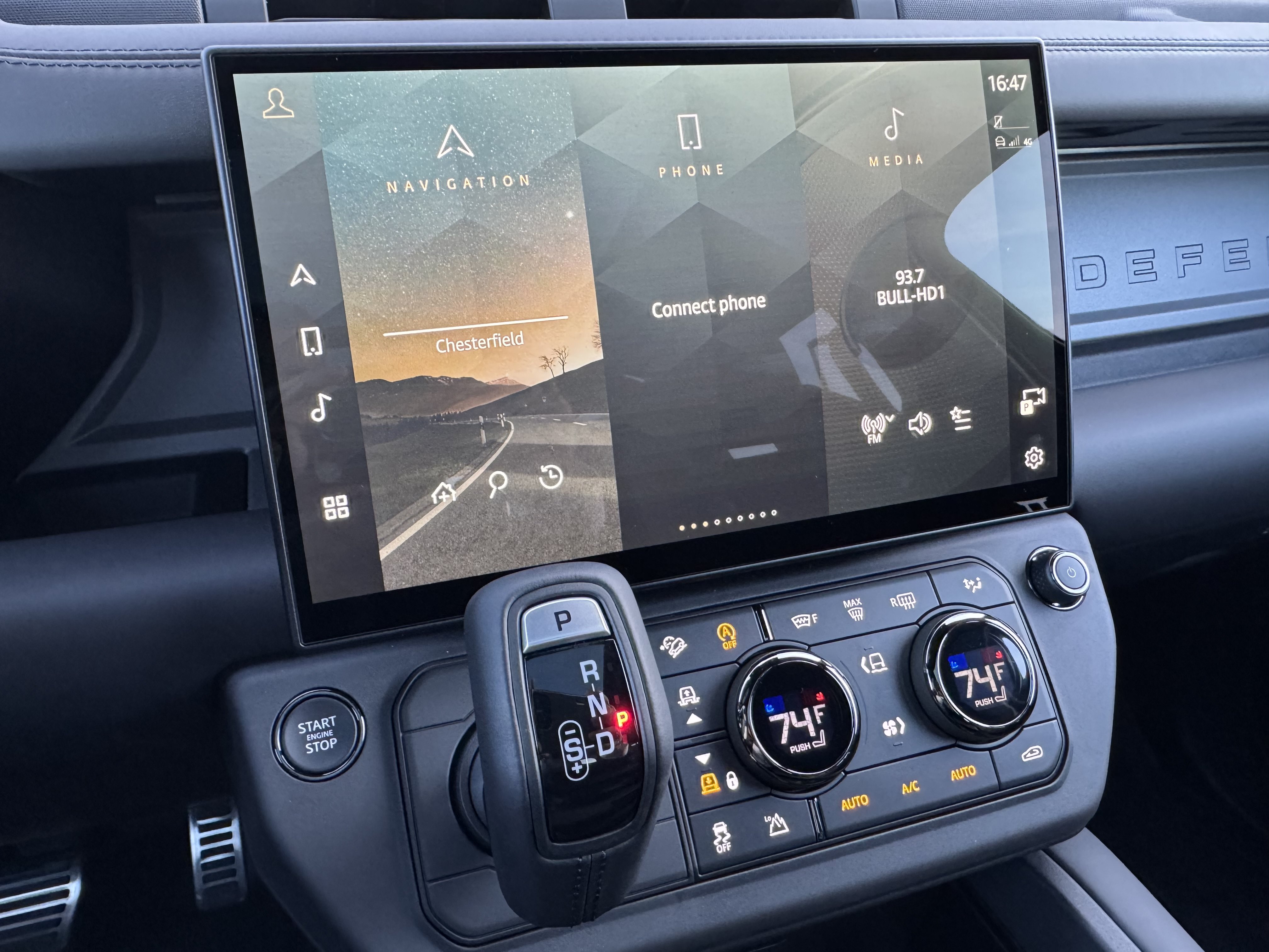 New 2026 Land Rover Defender 110 OCTA AWD/4WD image 20