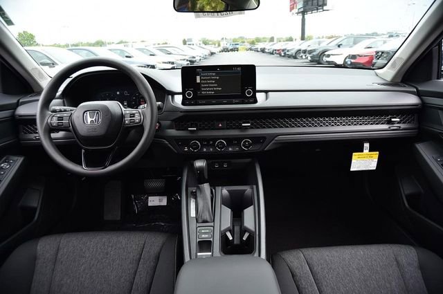 New 2025 Honda Accord SE image 7