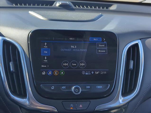 Used 2023 Chevrolet Equinox Premier image 11