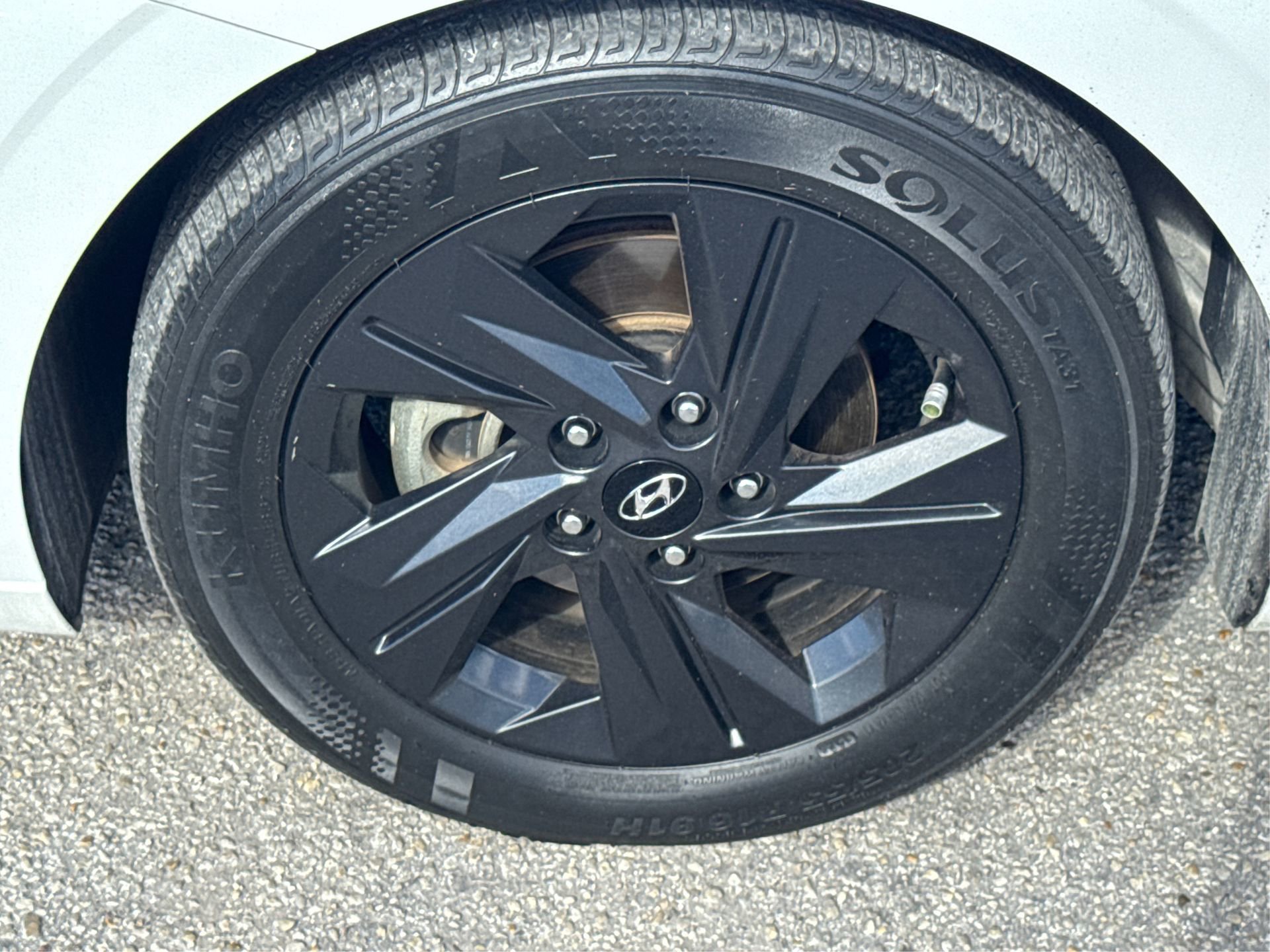 Used 2023 Hyundai Elantra SEL w/ Cargo Package image 15