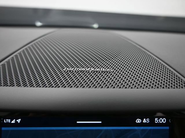 Used 2023 Volvo XC60 B5 Plus w/ Protection Package Premier image 30