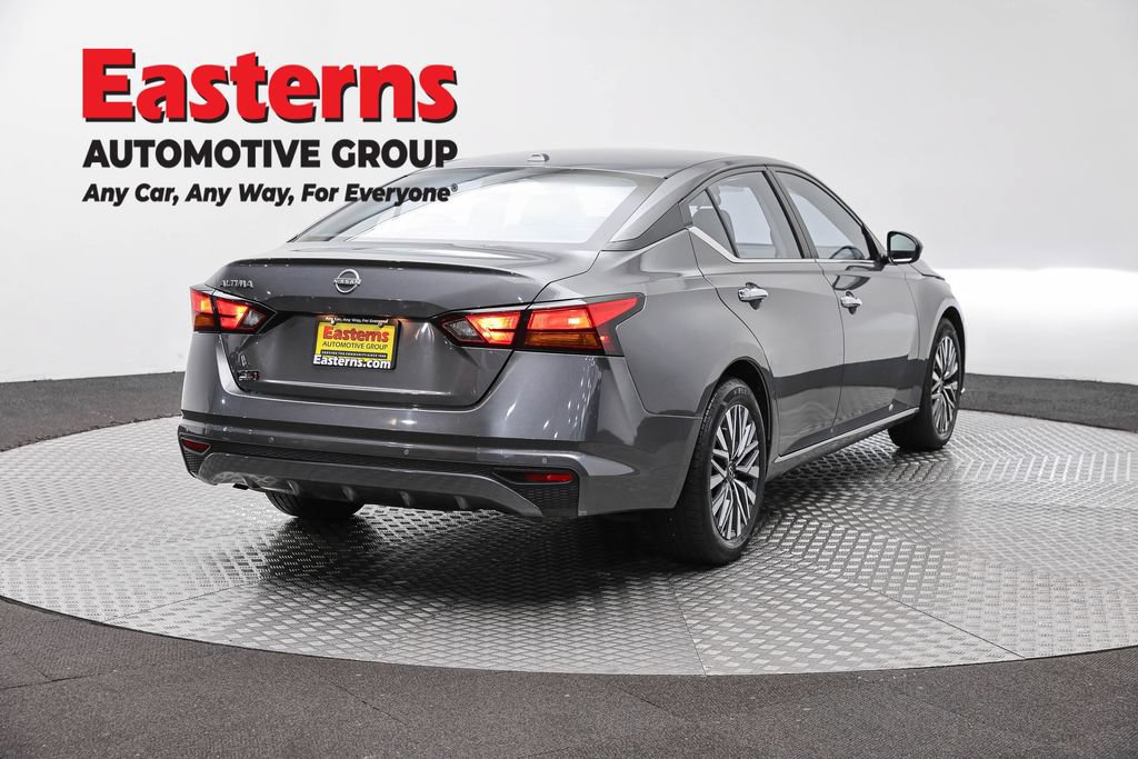 Used 2025 Nissan Altima 2.5 SV FWD image 6