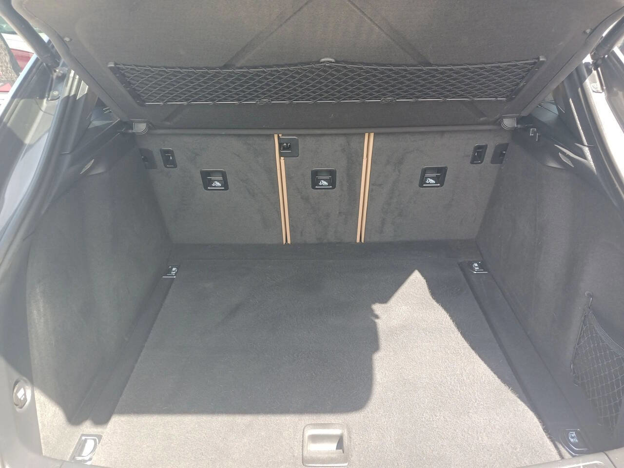 Used 2017 Porsche Macan image 49