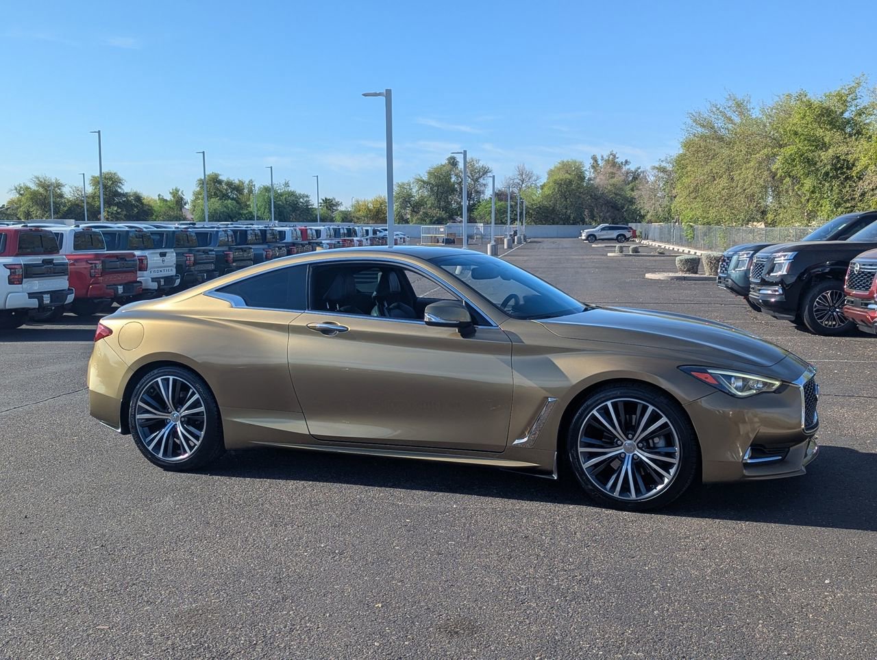 Certified 2018 INFINITI Q60 3.0t Luxe RWD image 6