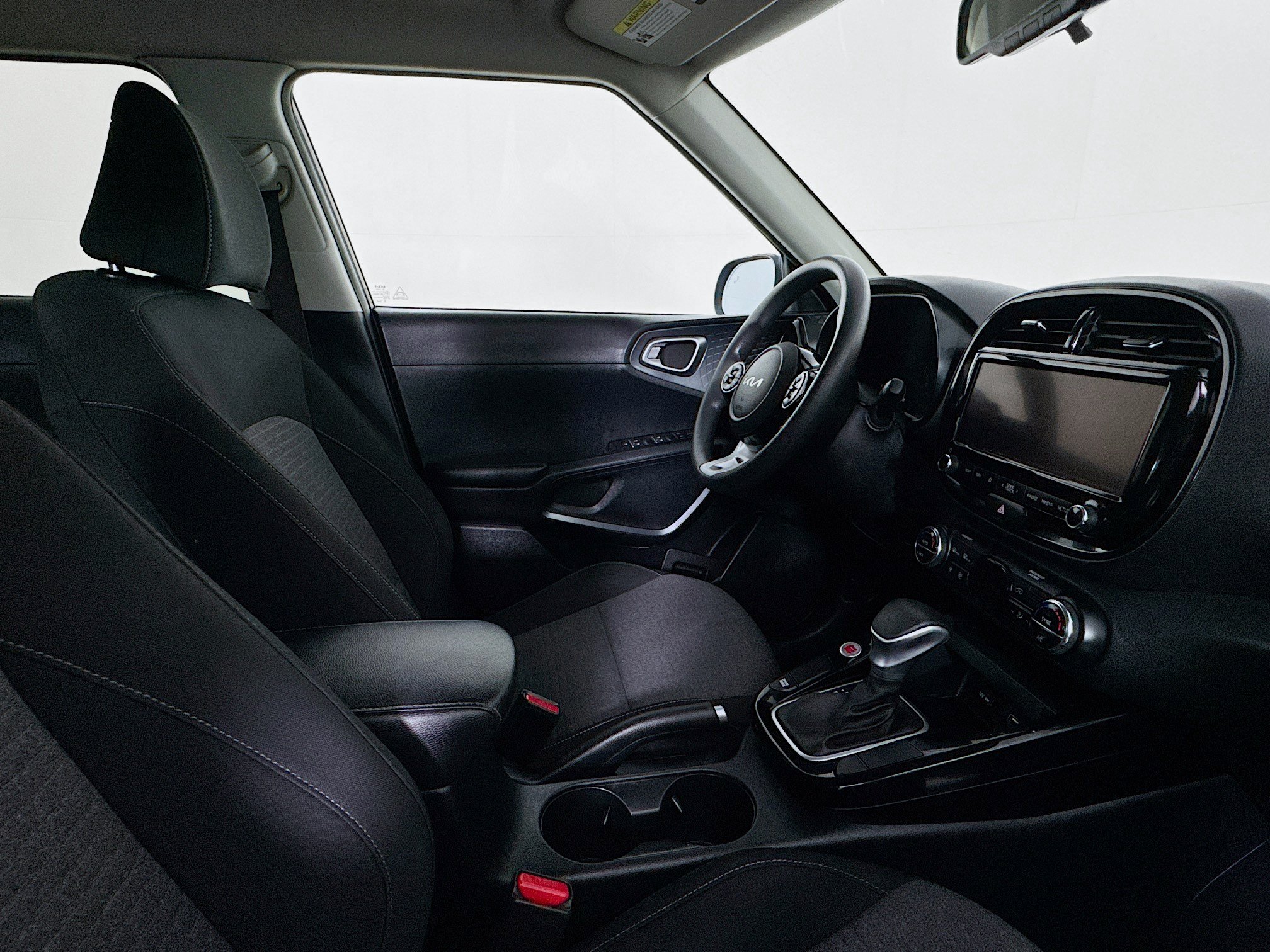 Used 2022 Kia Soul S FWD image 27