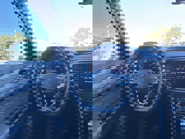 Used 2023 Volkswagen Atlas Cross Sport SE w/ Black Wheel Package image 23