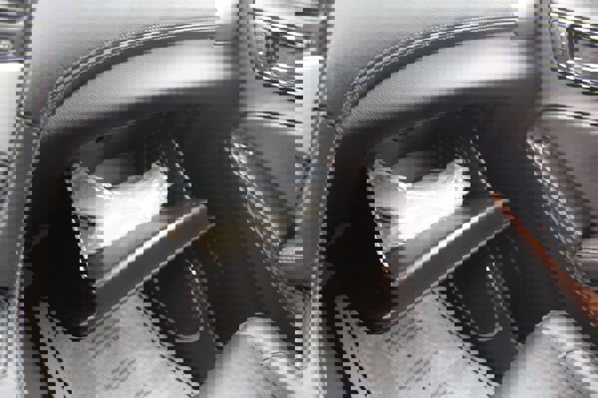 Used 2018 Chevrolet Tahoe LT AWD/4WD image 31