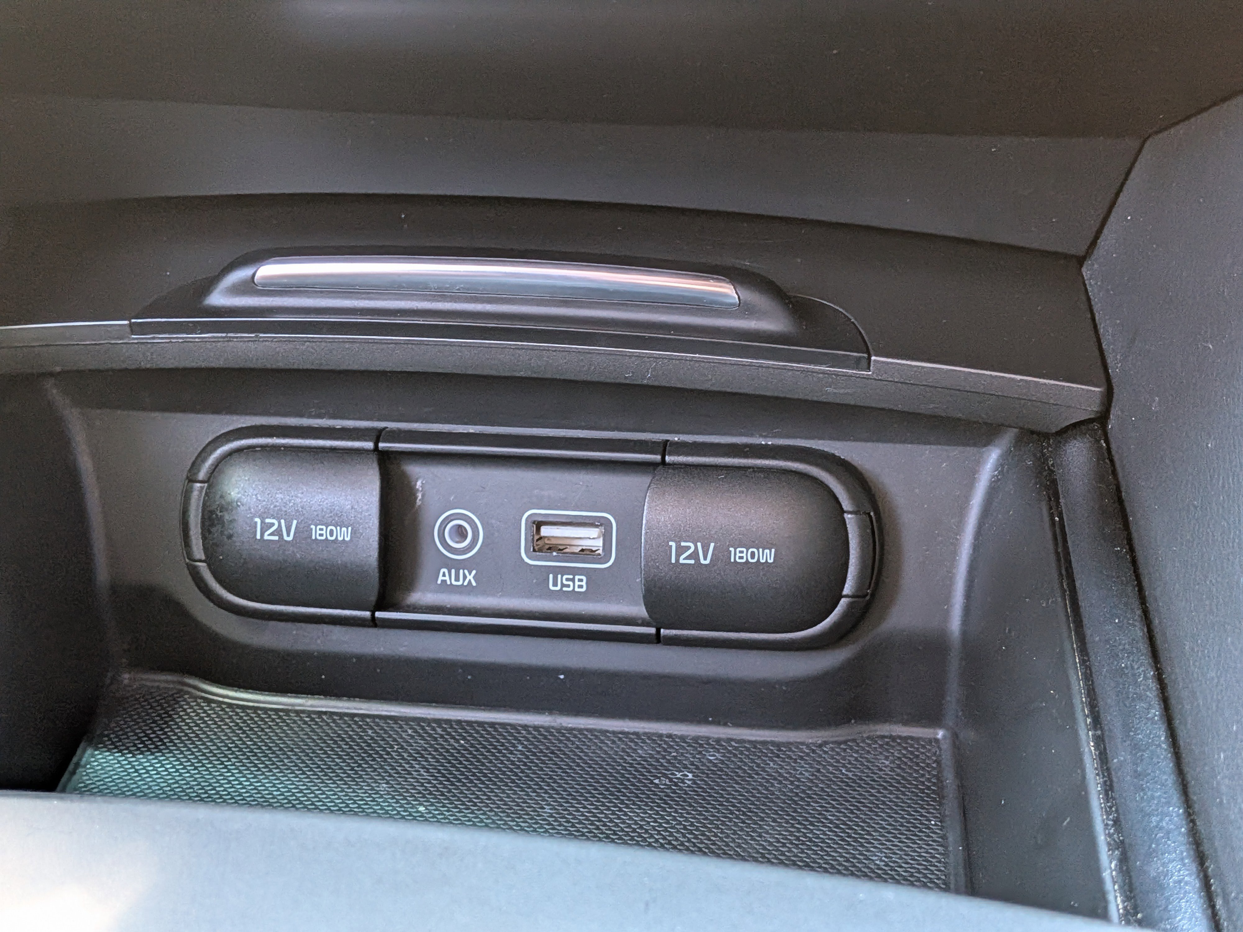 Used 2020 Kia Optima SE FWD image 28