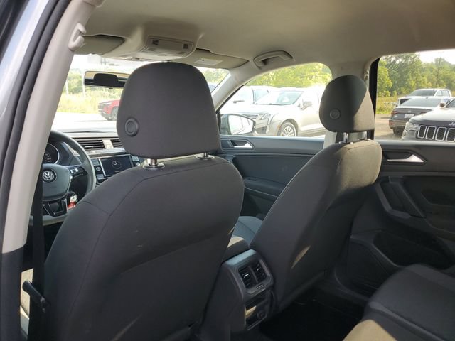 Used 2019 Volkswagen Tiguan S w/ Driver Assistance Package AWD/4WD image 9