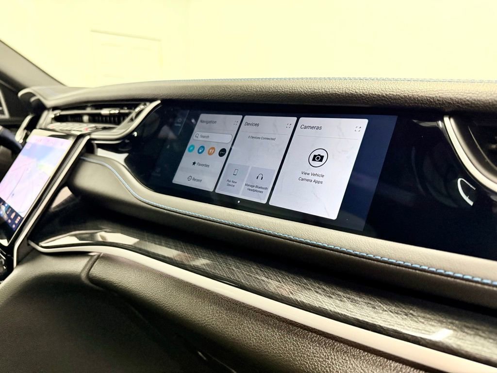 Used 2023 Jeep Grand Cherokee Trailhawk w/ Advanced Protech Group II image 17