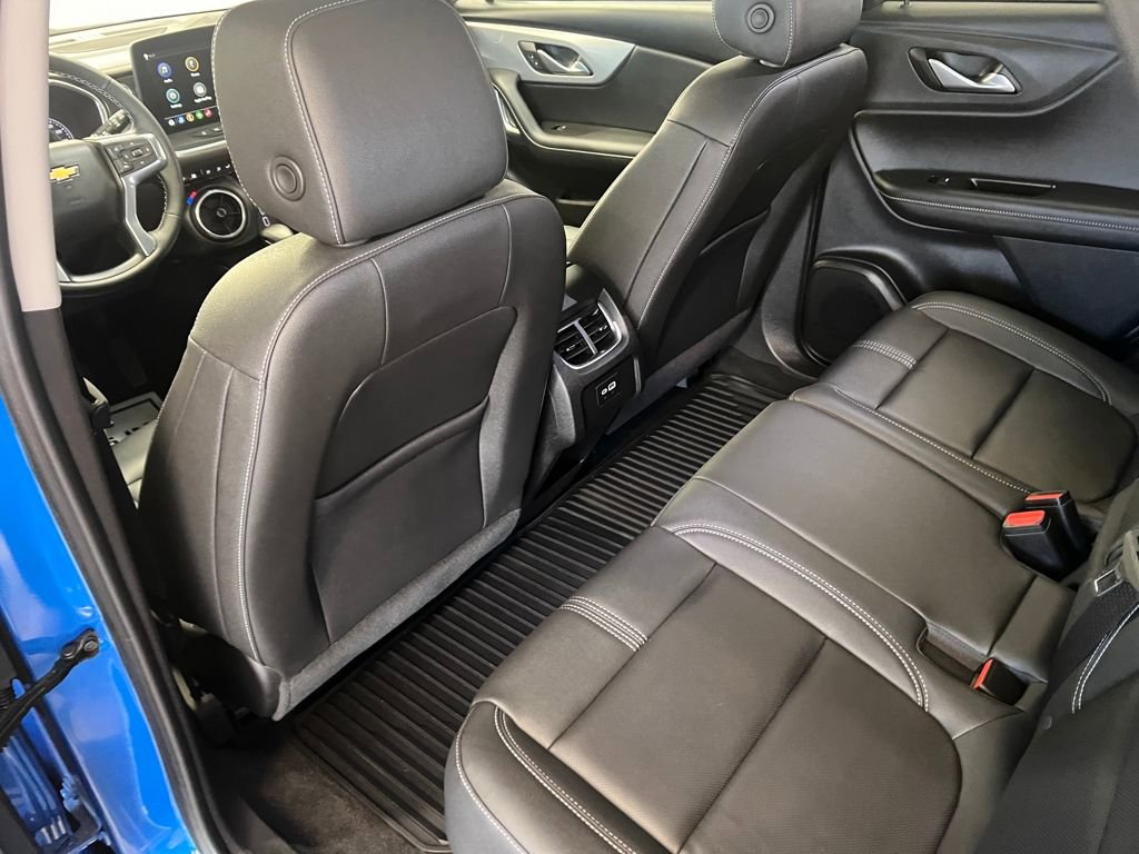 Used 2024 Chevrolet Blazer LT w/ Midnight/Sport Edition image 36