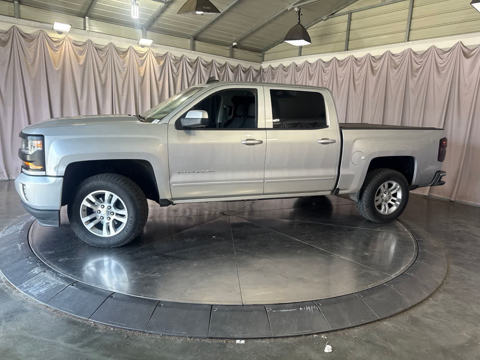 Used 2017 Chevrolet Silverado 1500 LT w/ All Star Edition RWD image 7